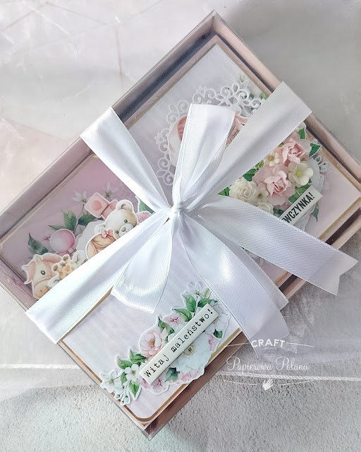 Pudełko prostokątne z przezroczystym wiekiem 16x21x4cm różowe  GoatBox