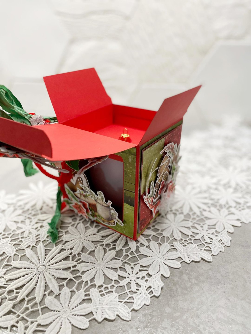 Pudełko na bombkę 10cm lub kubek czerwone GoatBox