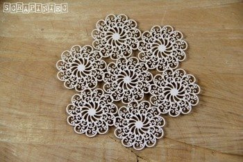 Doily Lace serwetka 7 rozetek