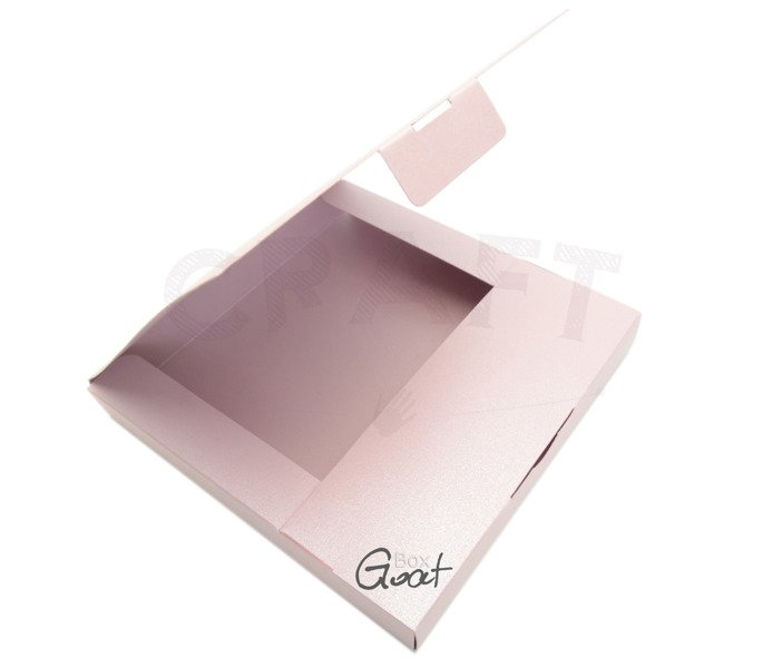 Pudełko na kartkę koperta 3D różowe perłowe 14x14x1,7cm GoatBox