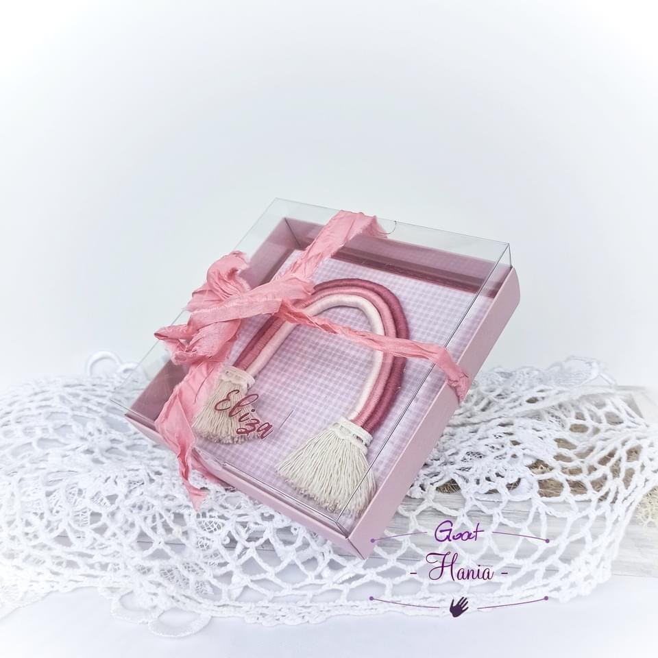 Pudełko na kartkę różowe wysokie  z przezroczystym wieczkiem 16cm GoatBox