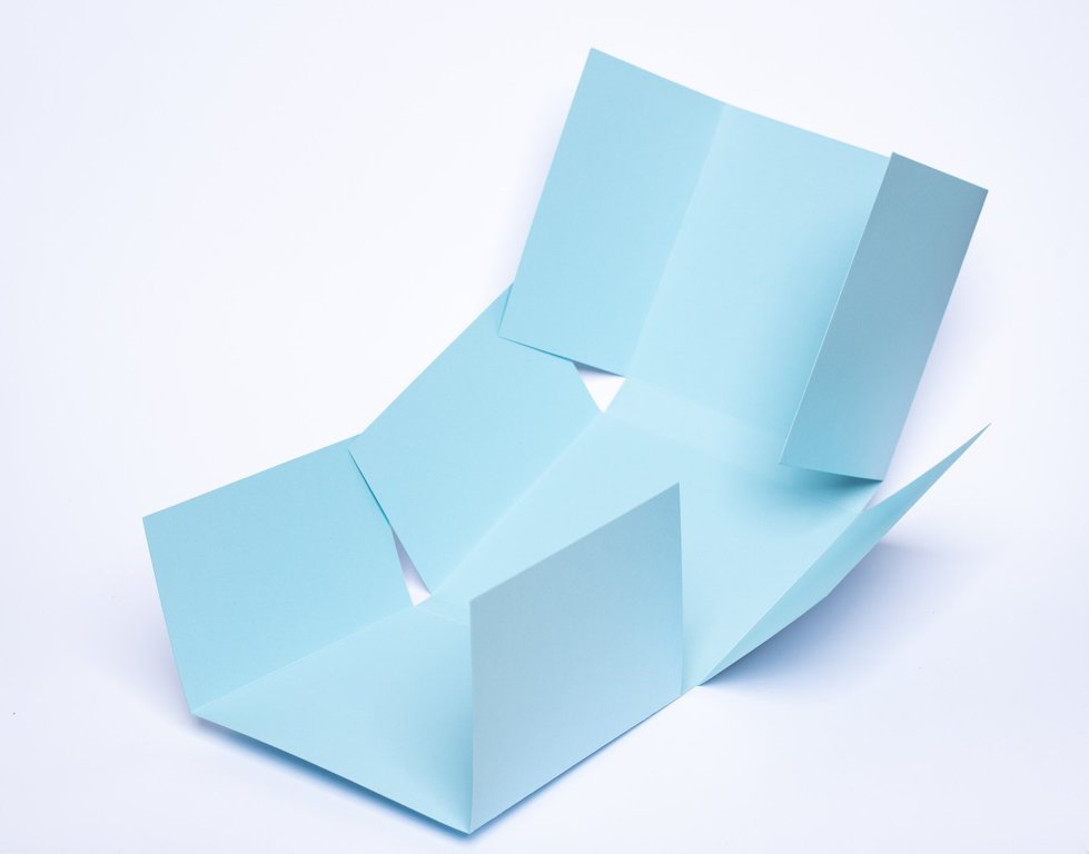 Kwadratowy Trifold w pudełku 15,2 błękitny GoatBox